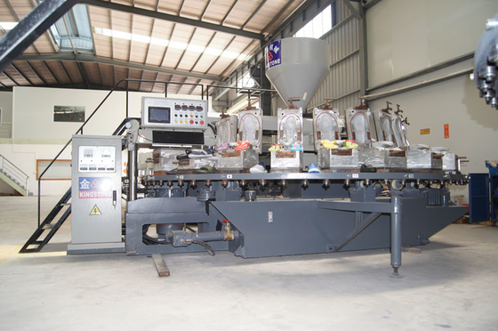 Pantofola automatica Chappal che rende ad uomini di Flip Flop Making Machine For della macchina le scarpe