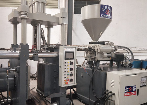 Stivali di pioggia materiali del PVC che rendono a macchina tipo rotatorio 12 stazioni