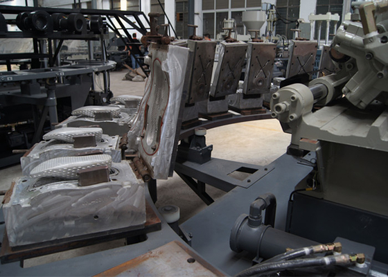 Macchina dello stampaggio ad iniezione del colpo della schiuma del PVC 25.5KW per la fabbricazione della scarpa
