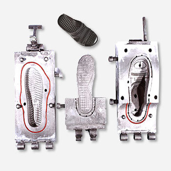 Il mono stampaggio ad iniezione del PVC della pantofola di colore per gli sport calza Outsoles/acciaio di alluminio